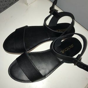 Soda Black Sandals